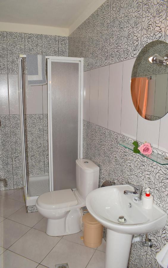 לימנאס Villa Margarita מראה חיצוני תמונה
